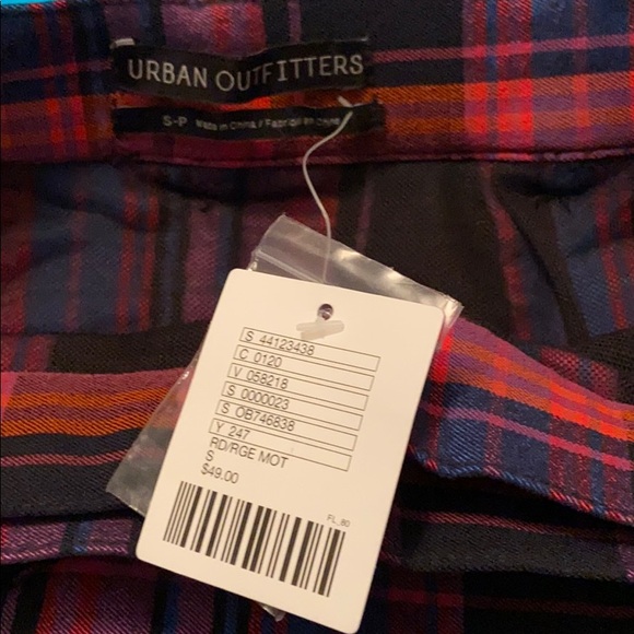 Urban Outfitters plaid skirt - Picture 3 of 4